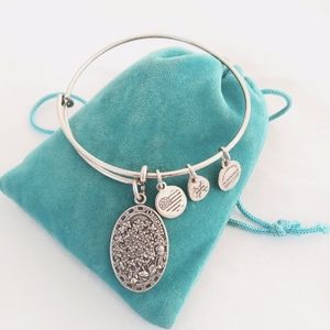 Alex And Ani Rafaelian SILVER BECAUSE I LOVE YOU DAUGHTER EXPANDABLE BRACELET